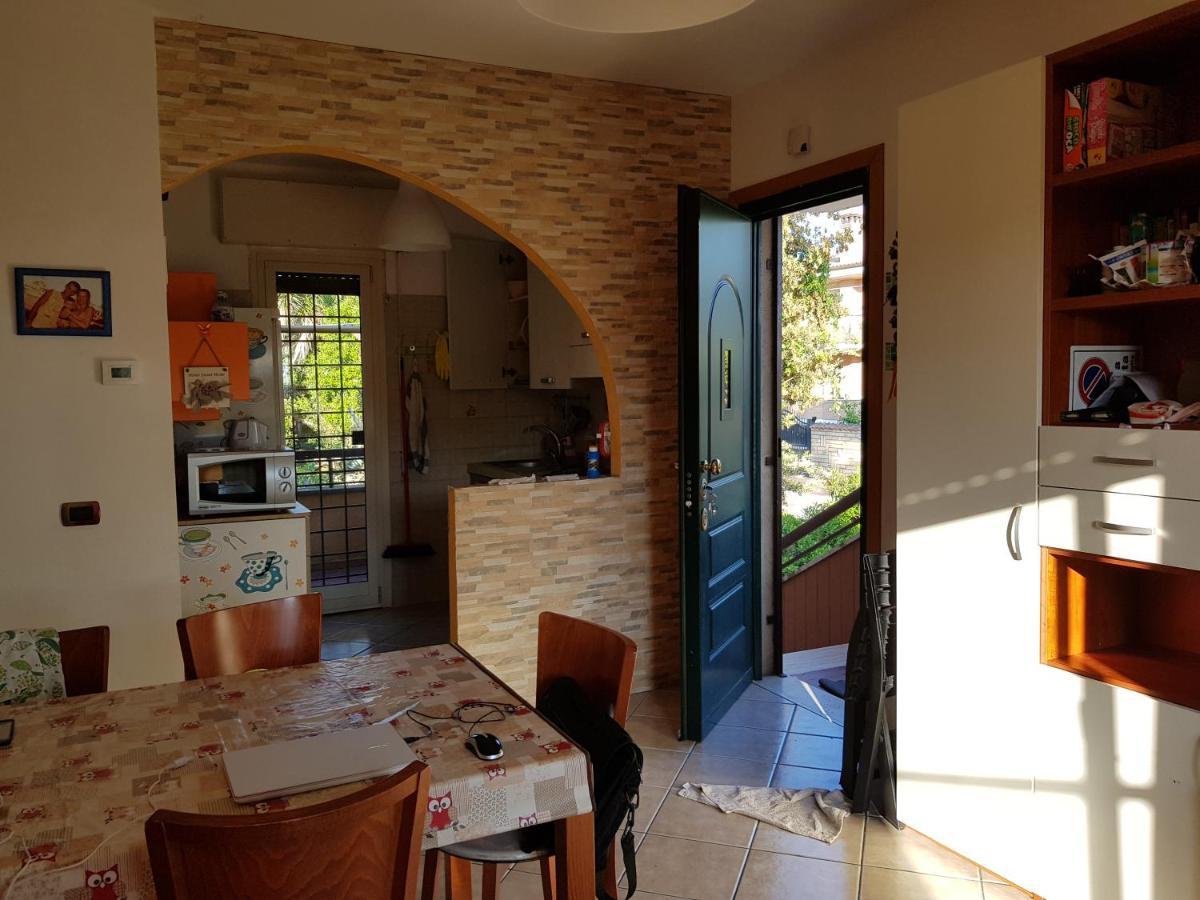 Villa Rimini - Seaview & Roman Holidays Apartments - Garden&Beach 300Mt Анціо Номер фото